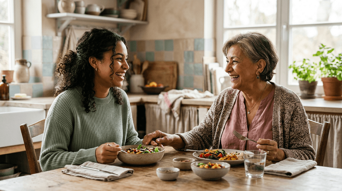 Petite-fille et grand-mère partageant un repas en famille, scène intime et chaleureuse